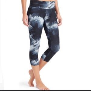 Athleta Electro Sonar Capri